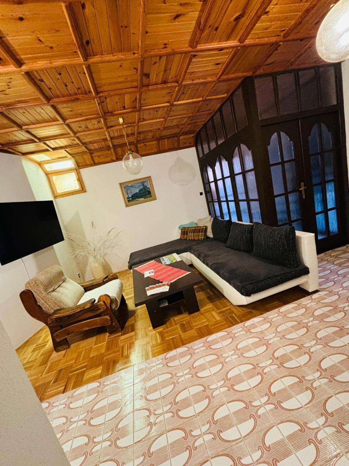 Privat Gallik Zdiar Exterior photo